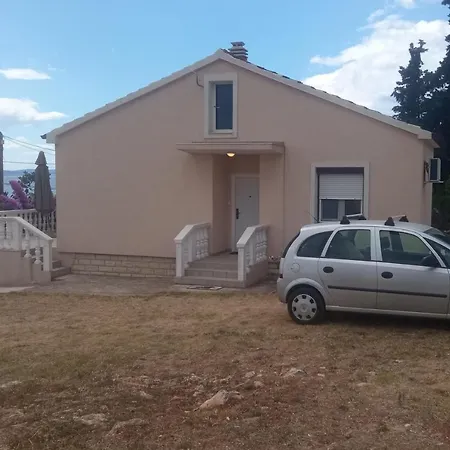 Seaside House For Families With Children - Diklo, - 20962 * ザダル