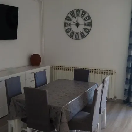 Seaside House For Families With Children - Diklo, - 20962 Casa vacanze