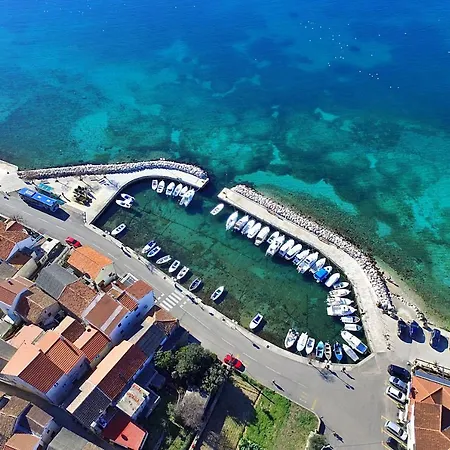 Tatil Evi Seaside House For Families With Children - Diklo, - 20962 Zadar