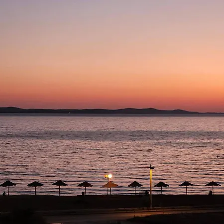 別荘 Seaside House For Families With Children - Diklo, - 20962 ザダル