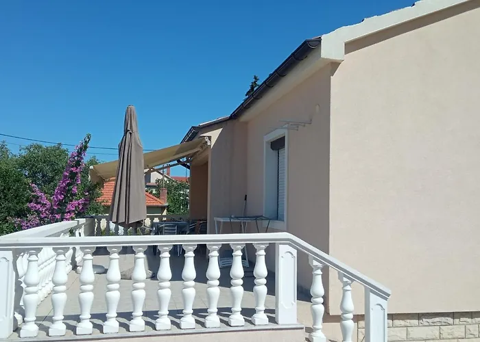 Seaside House For Families With Children - Diklo, - 20962 別荘 *