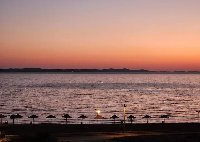 別荘 Seaside House For Families With Children - Diklo, - 20962 ザダル